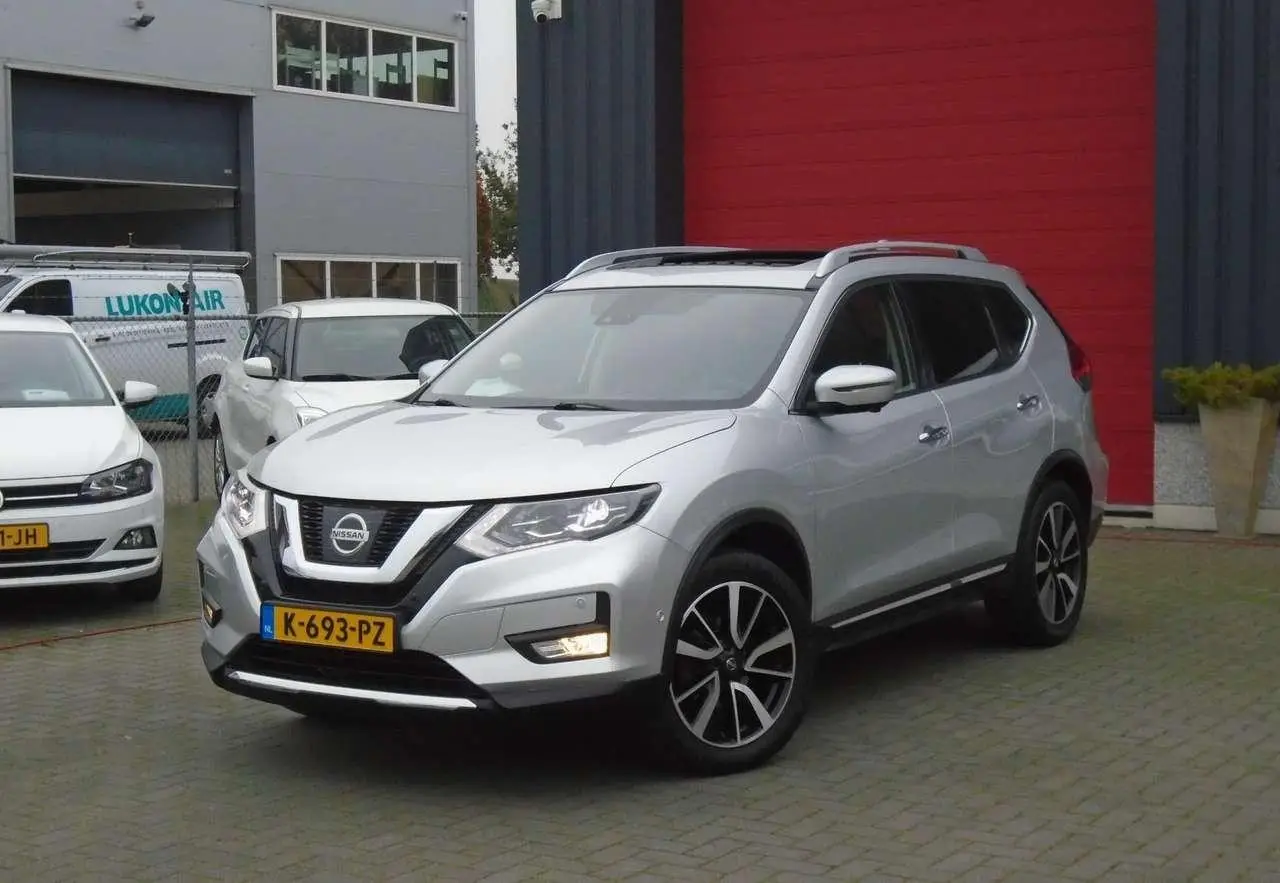 Photo 1 : Nissan X-trail 2018 Essence