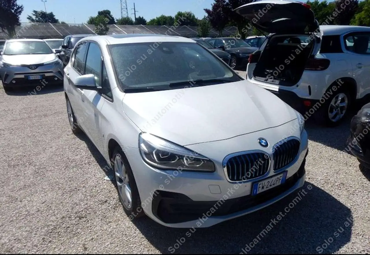 Photo 1 : Bmw Serie 2 2019 Hybride