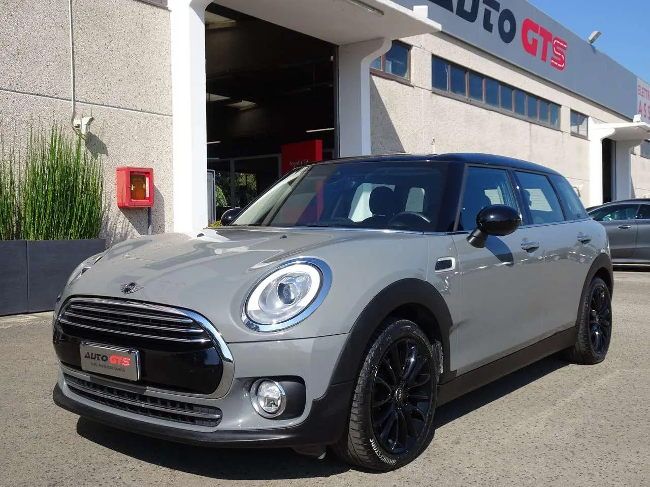 Photo 1 : Mini Cooper 2017 Diesel