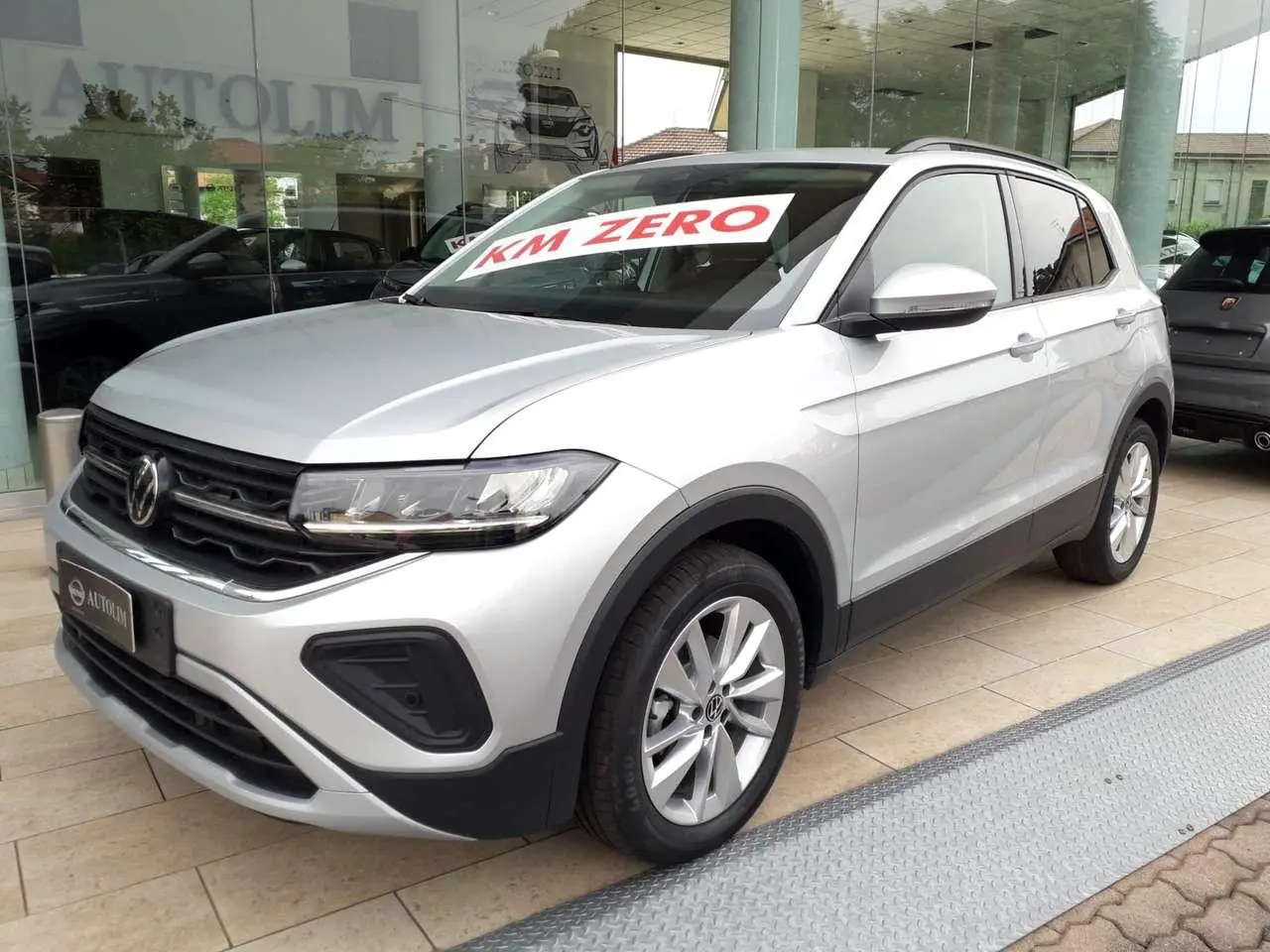 Photo 1 : Volkswagen T-cross 2024 Petrol