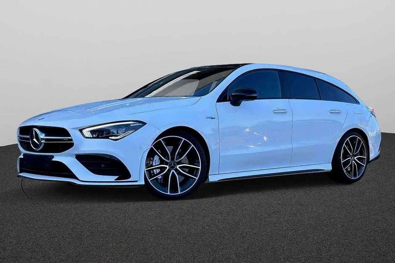 Photo 1 : Mercedes-benz Classe Cla 2021 Essence