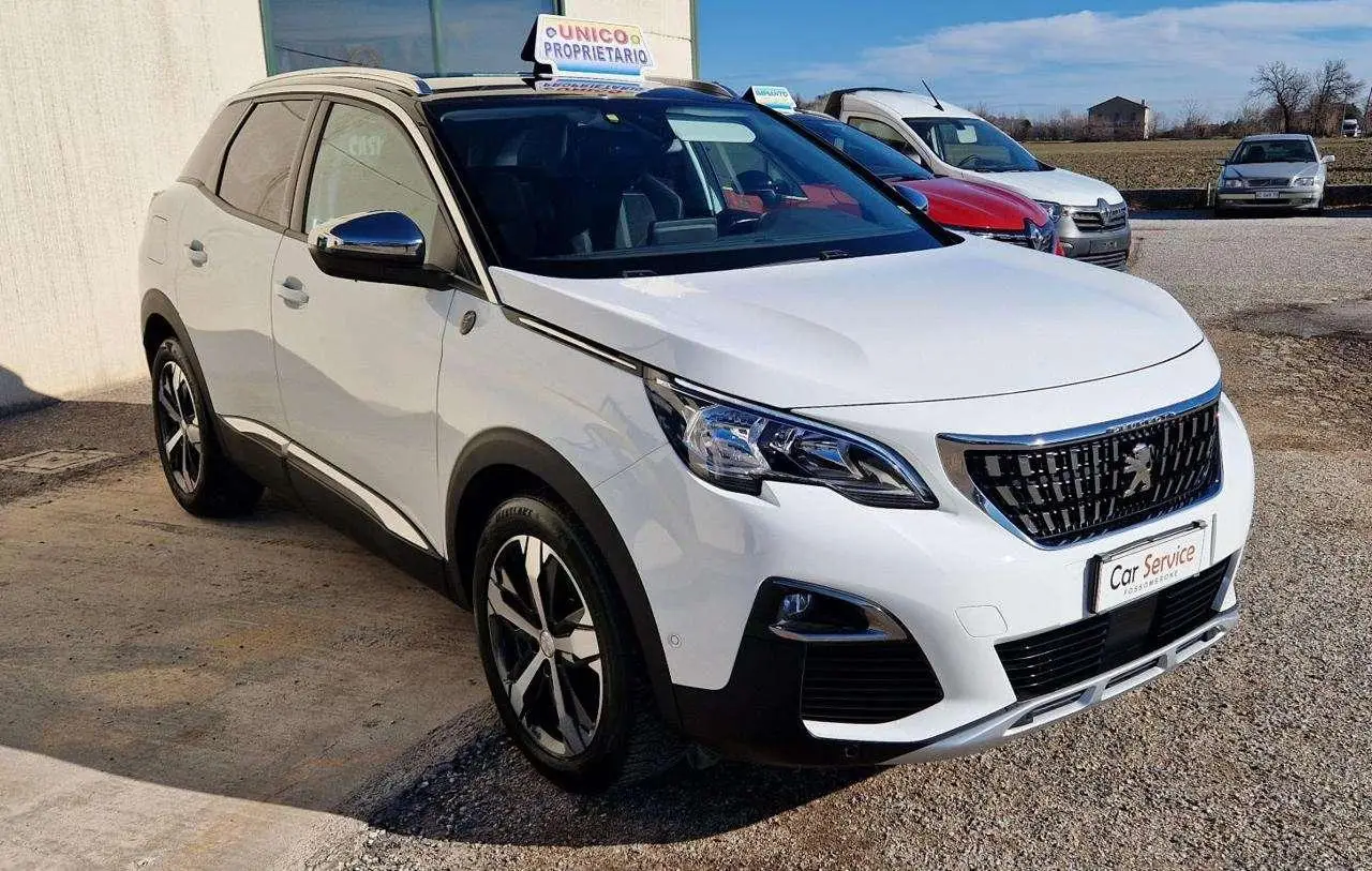 Photo 1 : Peugeot 3008 2018 Diesel