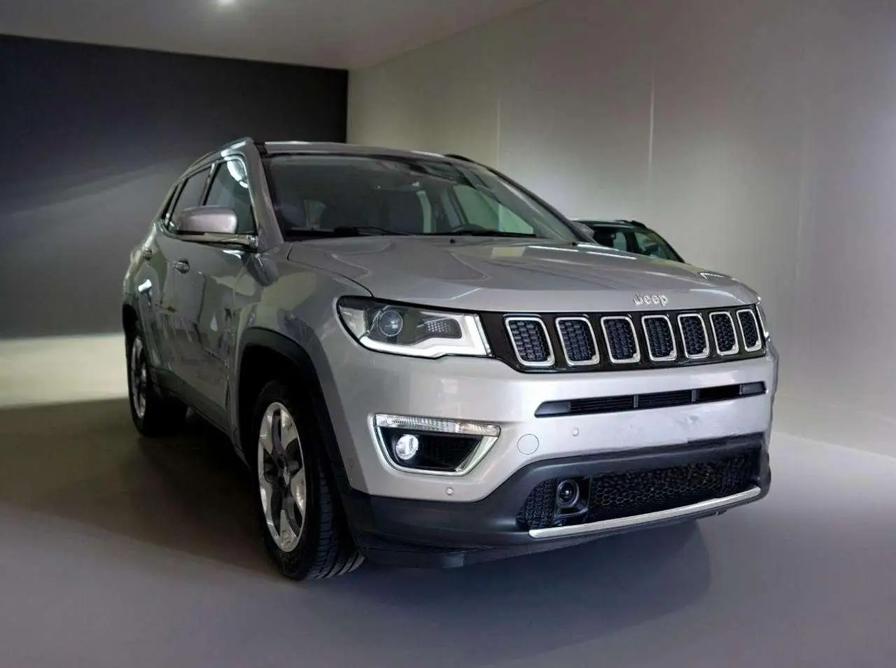 Photo 1 : Jeep Compass 2020 Diesel