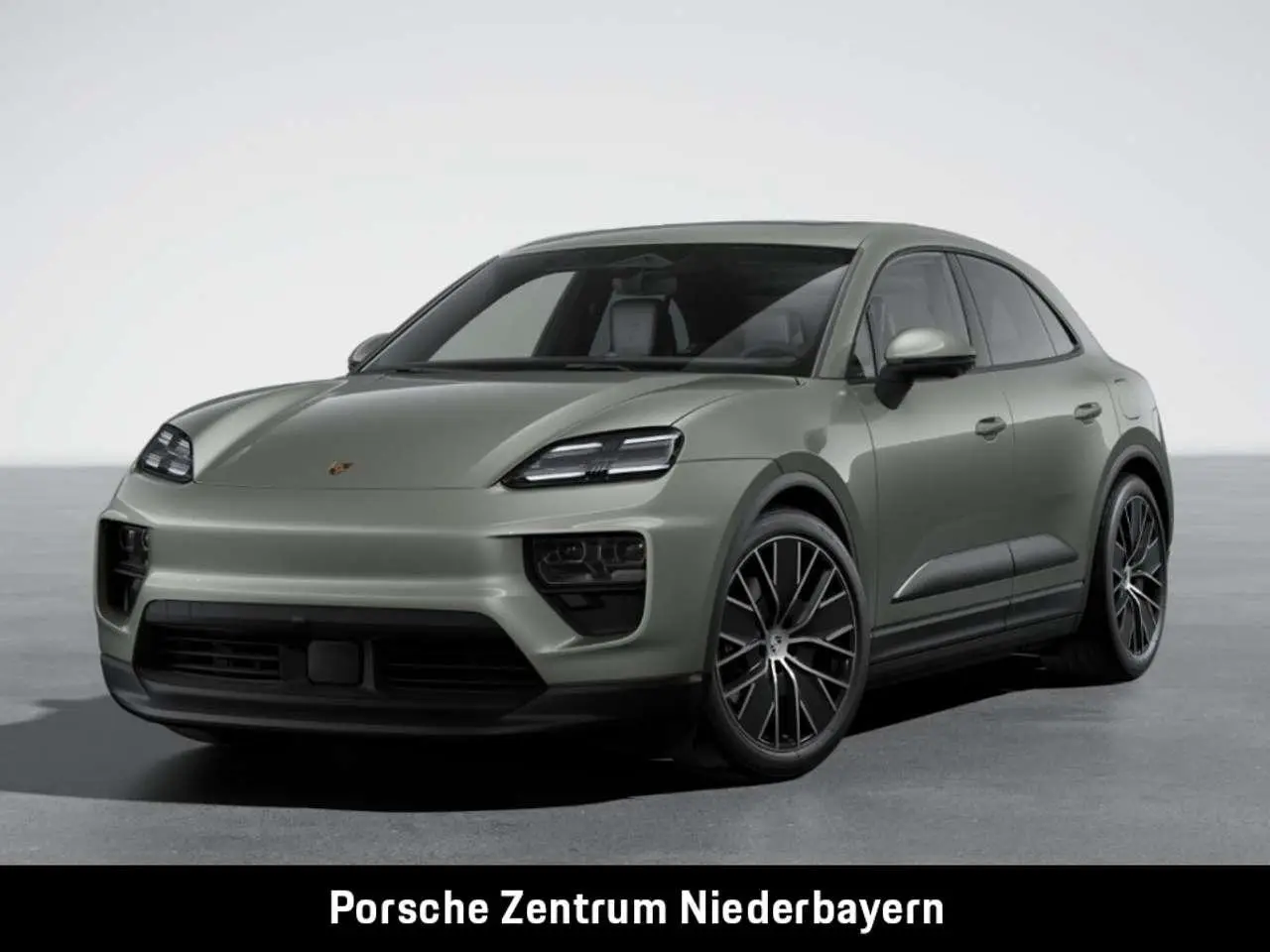 Photo 1 : Porsche Macan 2024 Electric