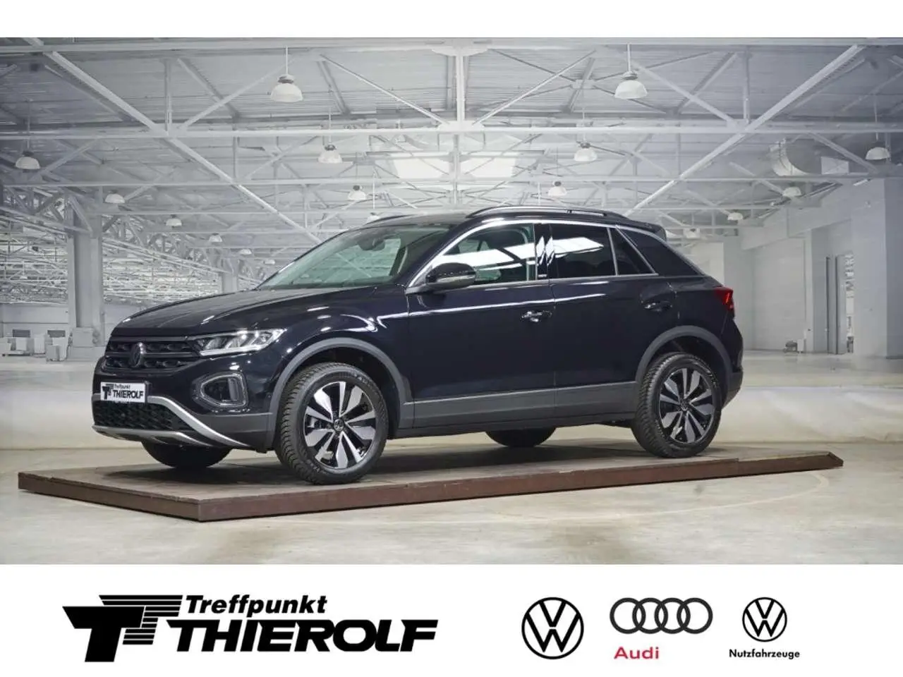 Photo 1 : Volkswagen T-roc 2024 Petrol