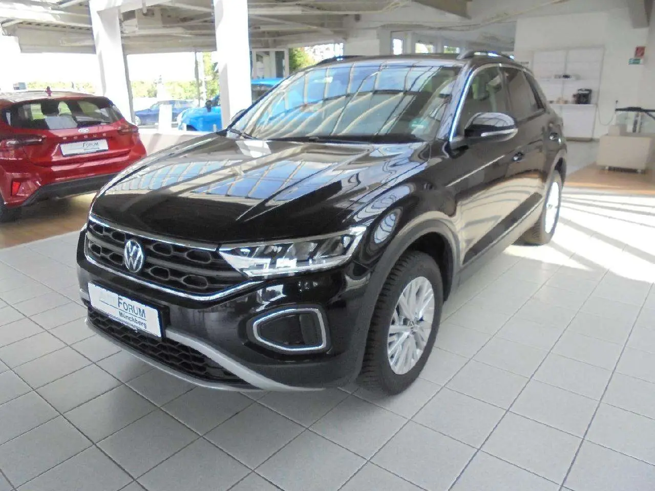 Photo 1 : Volkswagen T-roc 2023 Petrol