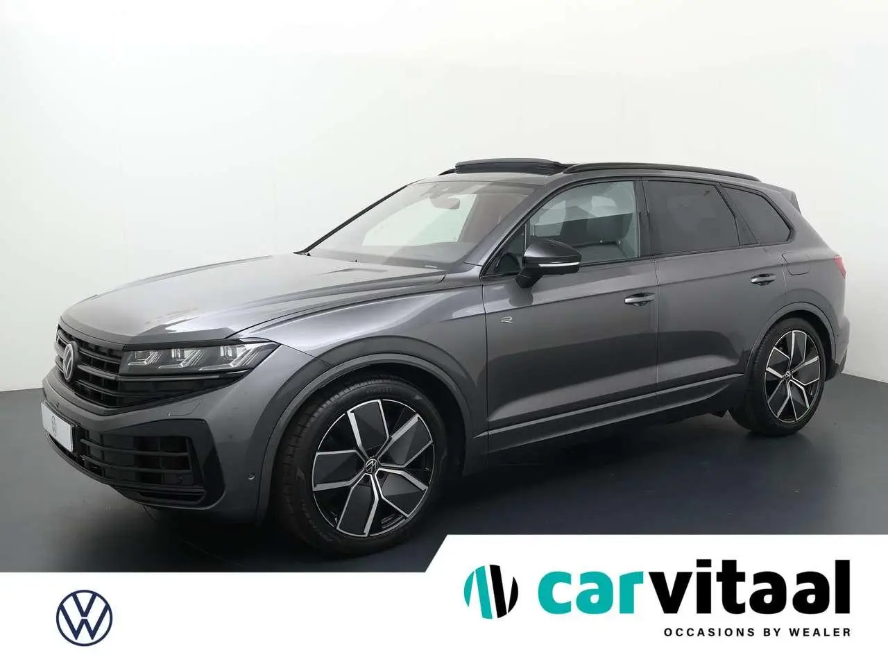 Photo 1 : Volkswagen Touareg 2024 Hybride