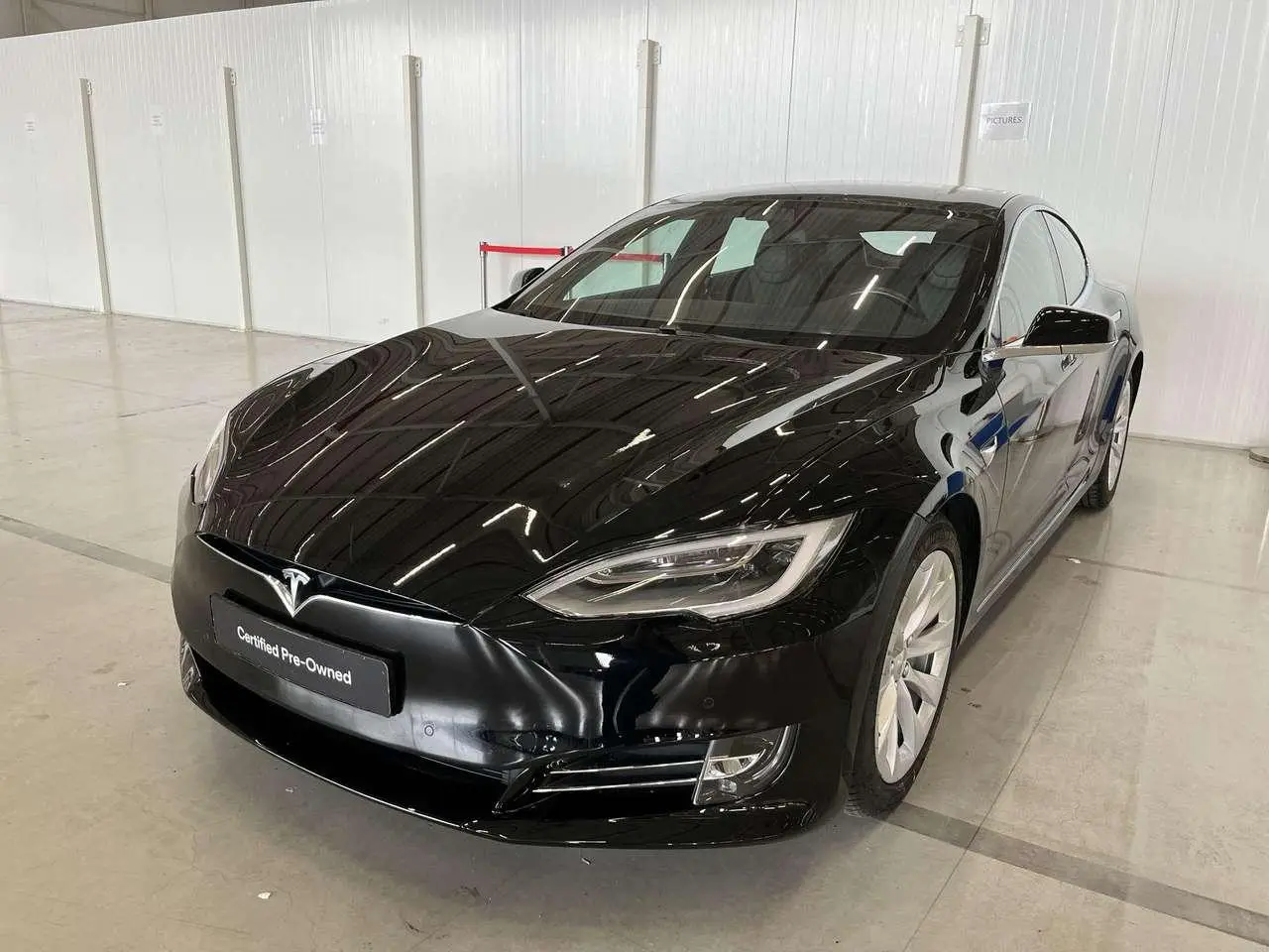 Photo 1 : Tesla Model S 2018 Electric