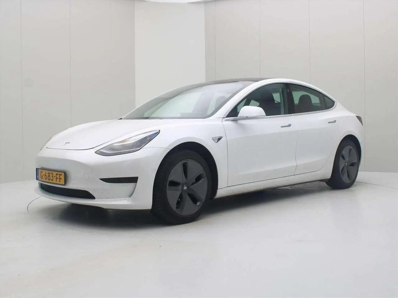 Photo 1 : Tesla Model 3 2019 Électrique