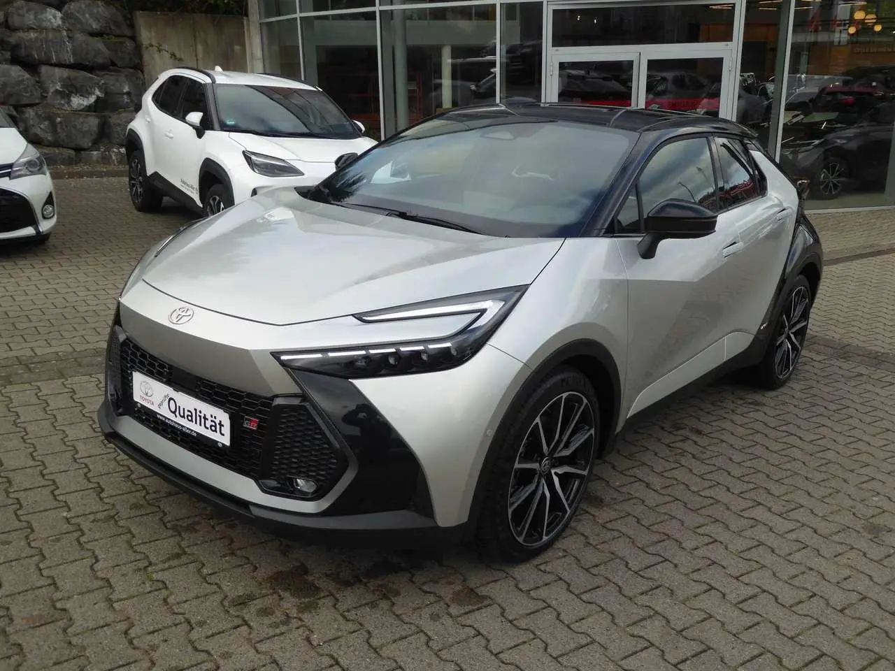 Photo 1 : Toyota C-hr 2024 Hybride