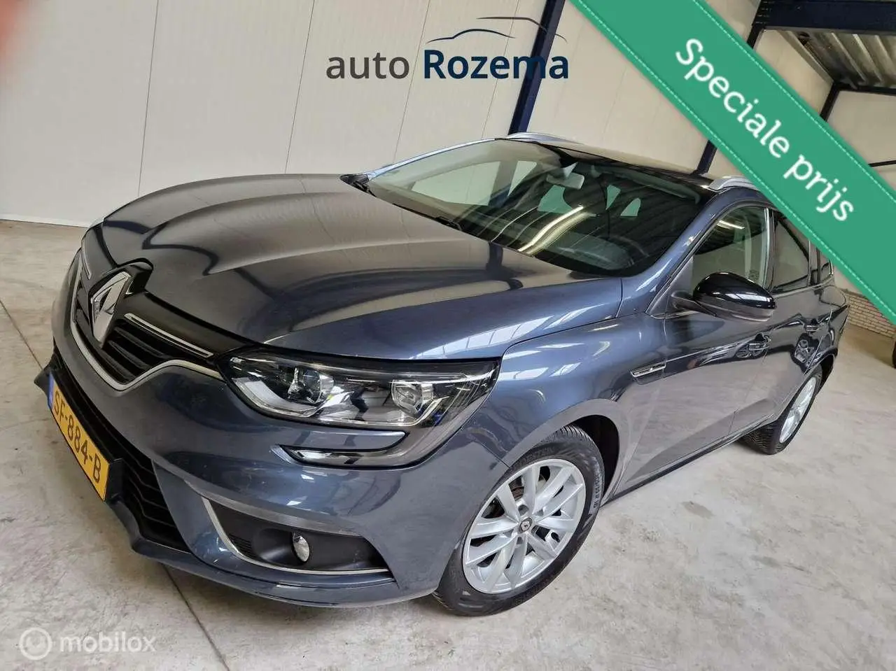 Photo 1 : Renault Megane 2018 Petrol