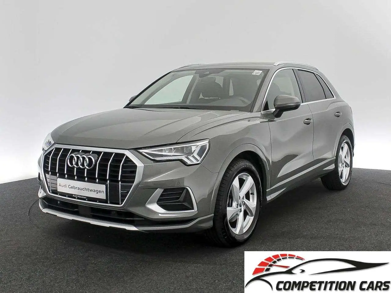 Photo 1 : Audi Q3 2020 Petrol