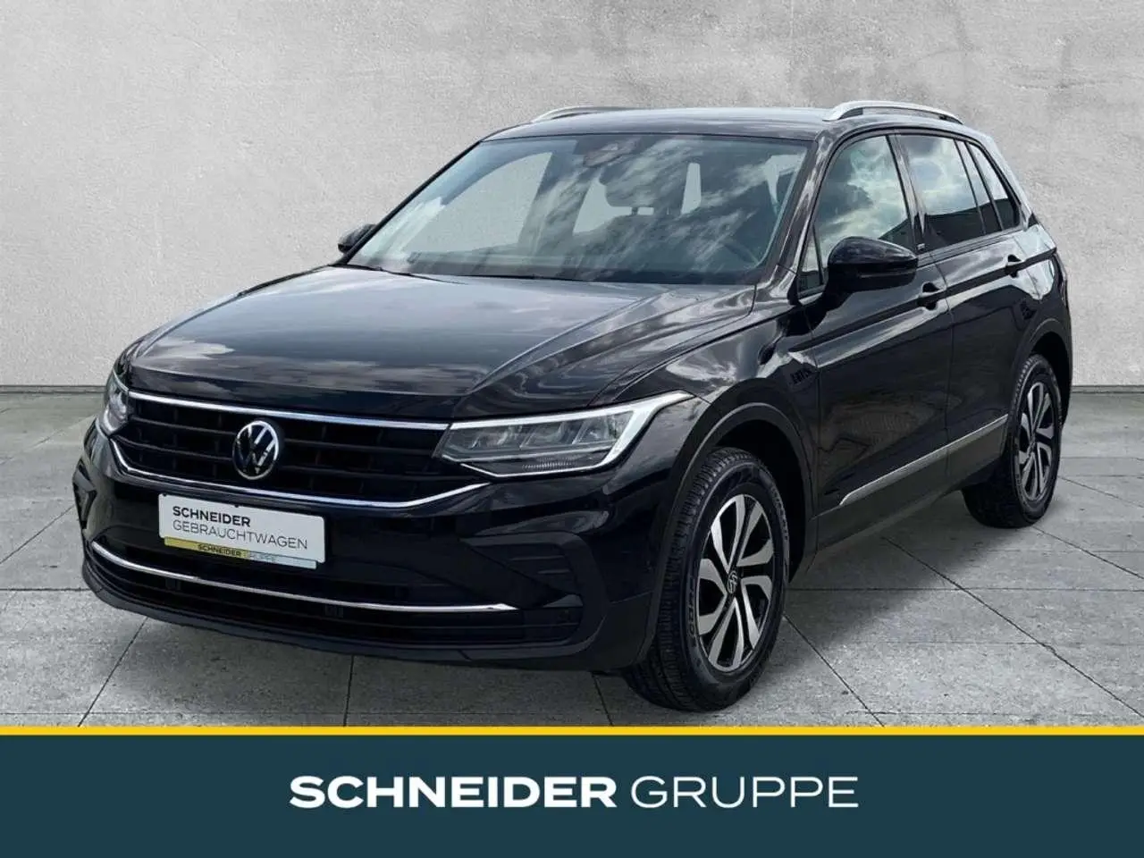 Photo 1 : Volkswagen Tiguan 2023 Essence