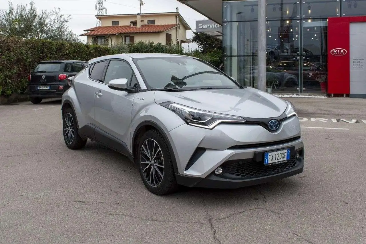 Photo 1 : Toyota C-hr 2019 Hybride