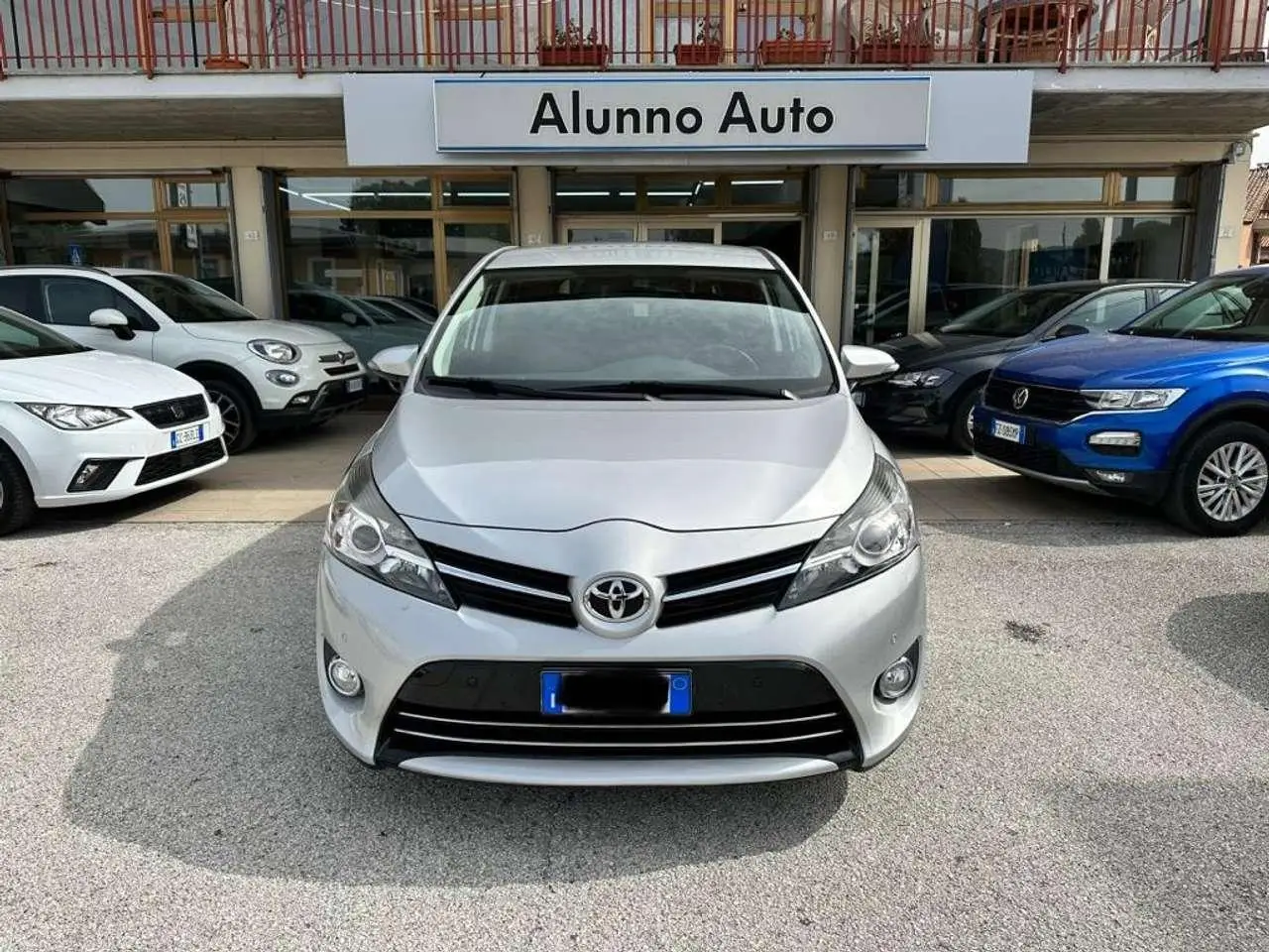 Photo 1 : Toyota Verso 2016 Diesel