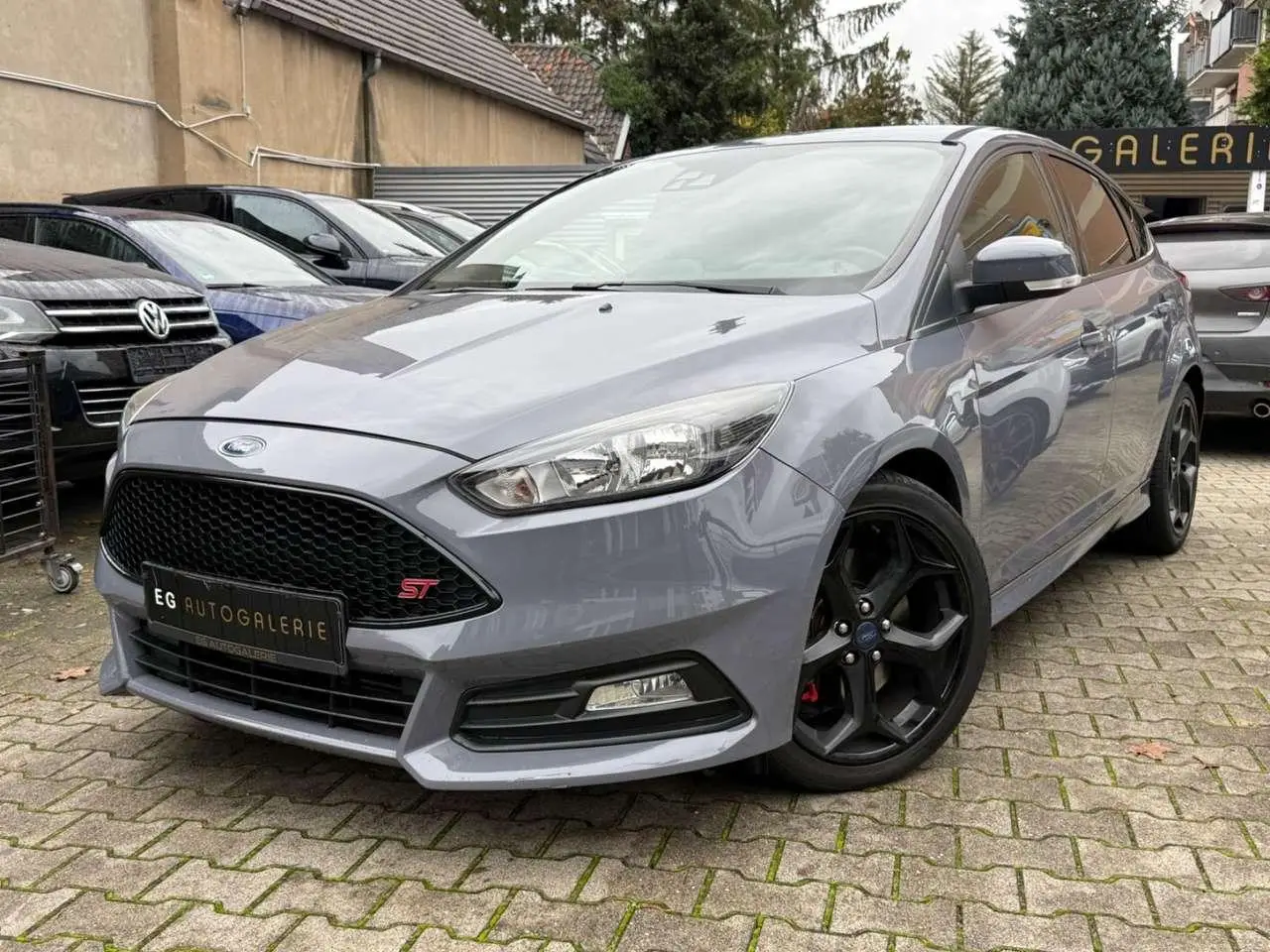 Photo 1 : Ford Focus 2016 Petrol