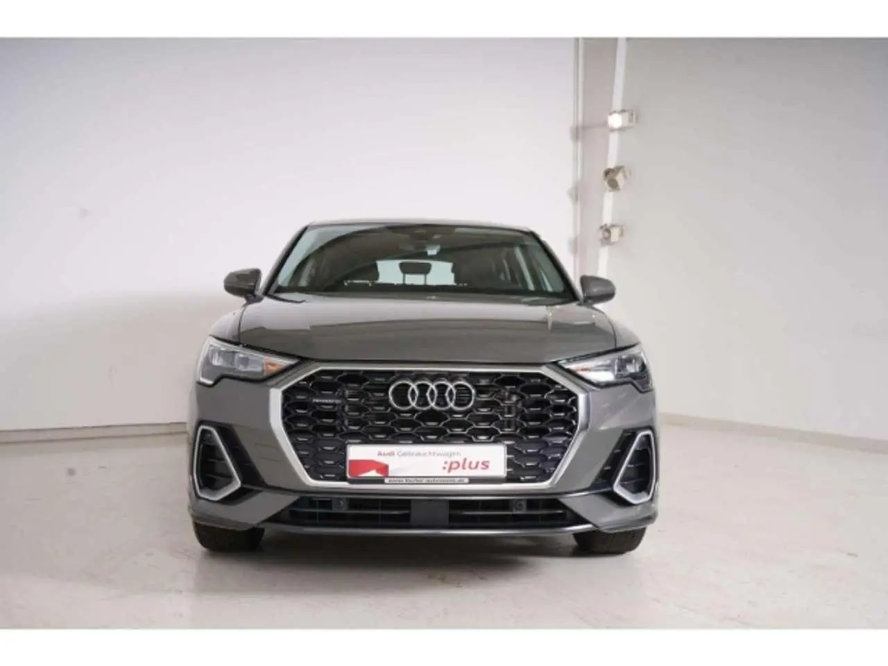 Photo 1 : Audi Q3 2023 Diesel