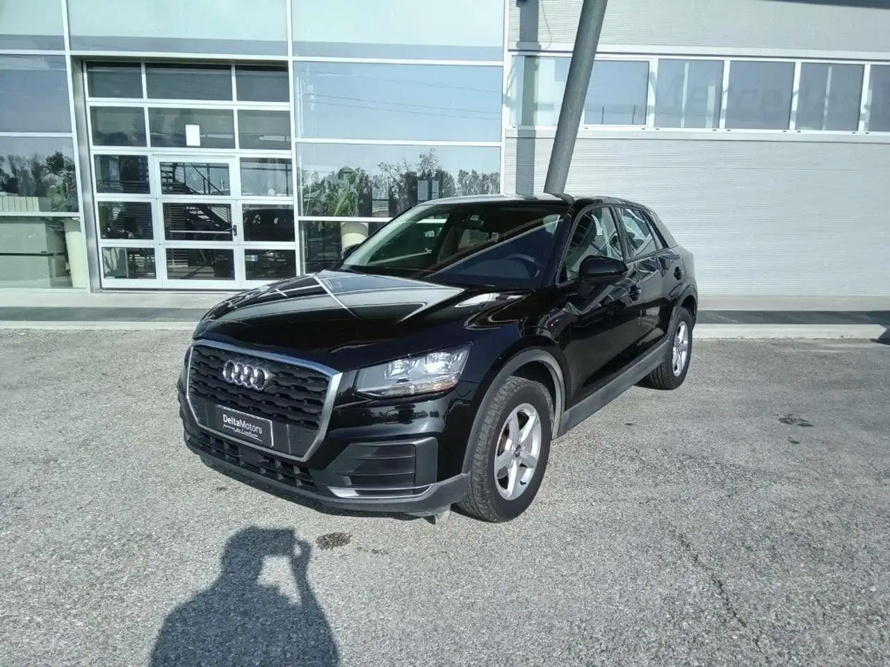 Photo 1 : Audi Q2 2019 Petrol