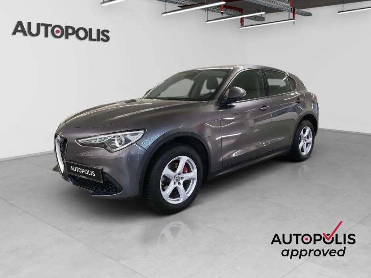 Photo 1 : Alfa Romeo Stelvio 2018 Essence