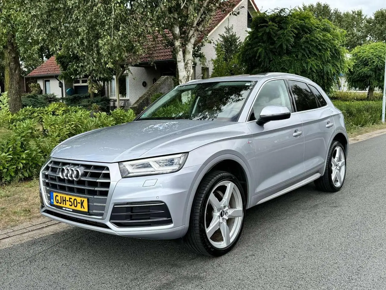 Photo 1 : Audi Q5 2018 Essence