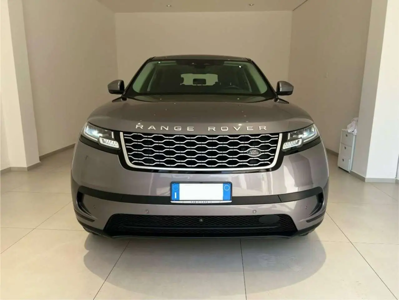 Photo 1 : Land Rover Range Rover Velar 2021 Hybrid