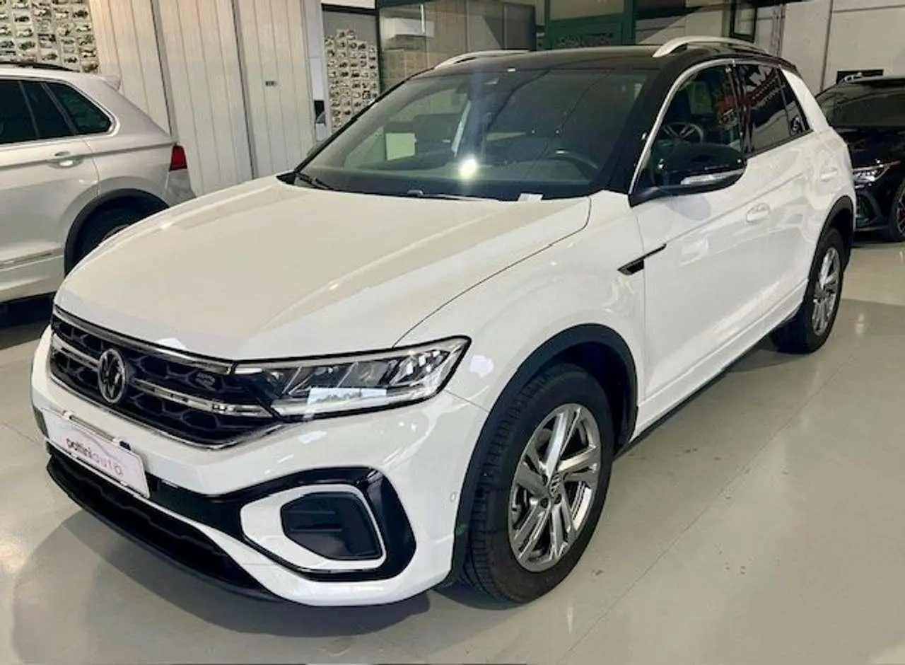 Photo 1 : Volkswagen T-roc 2022 Petrol