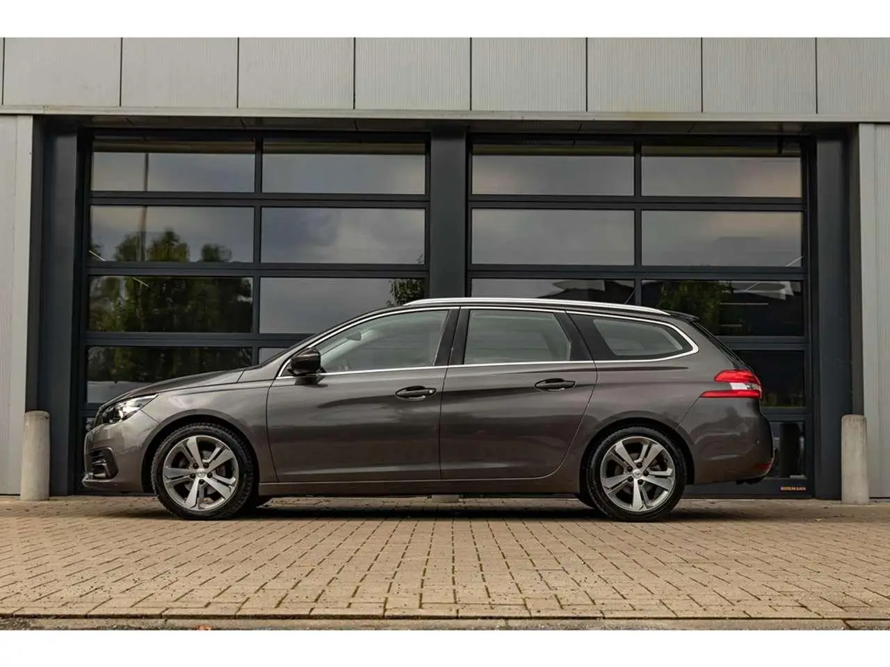 Photo 1 : Peugeot 308 2019 Petrol