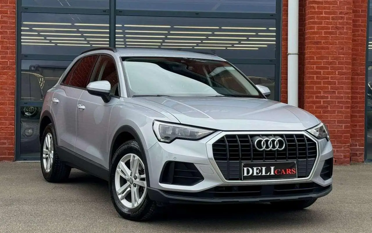 Photo 1 : Audi Q3 2019 Diesel