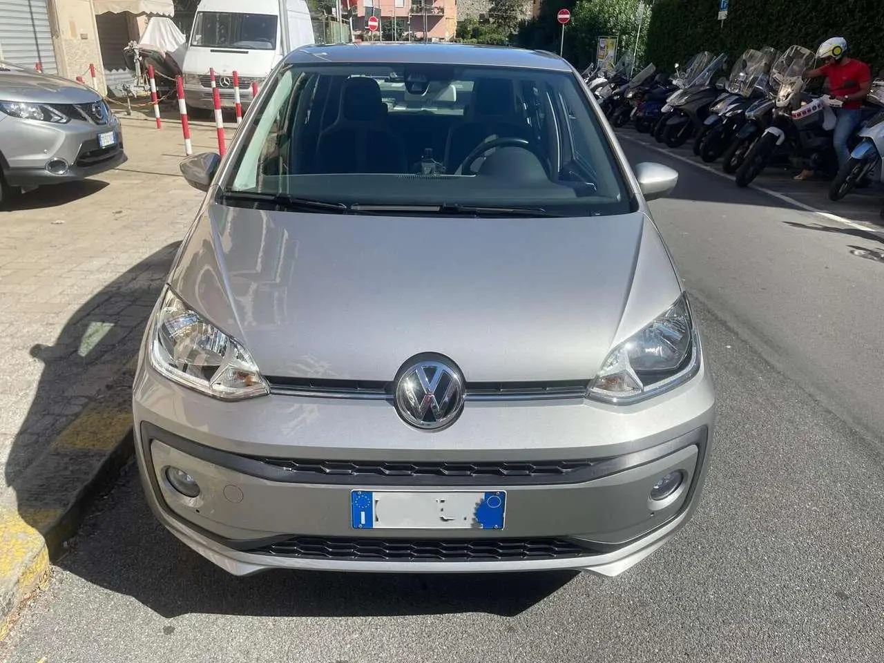 Photo 1 : Volkswagen Up! 2018 Petrol