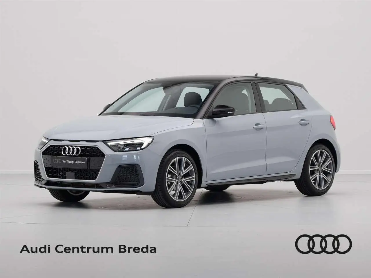 Photo 1 : Audi A1 2024 Essence