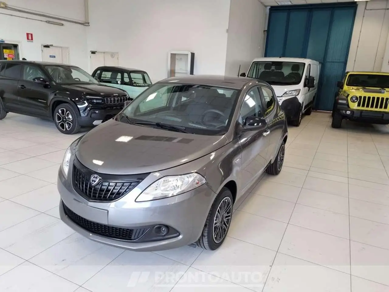 Photo 1 : Lancia Ypsilon 2024 Not specified