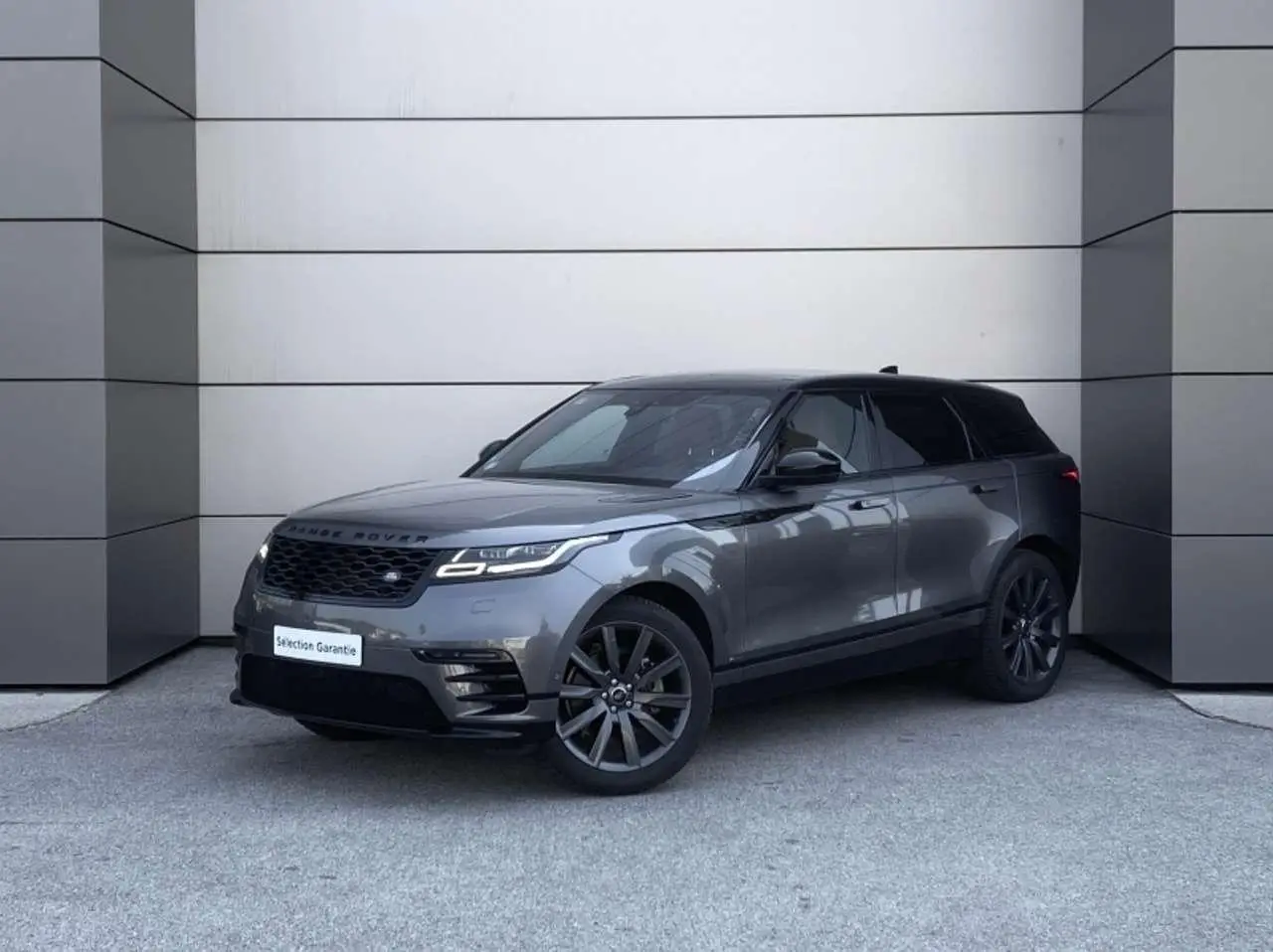 Photo 1 : Land Rover Range Rover Velar 2018 Essence