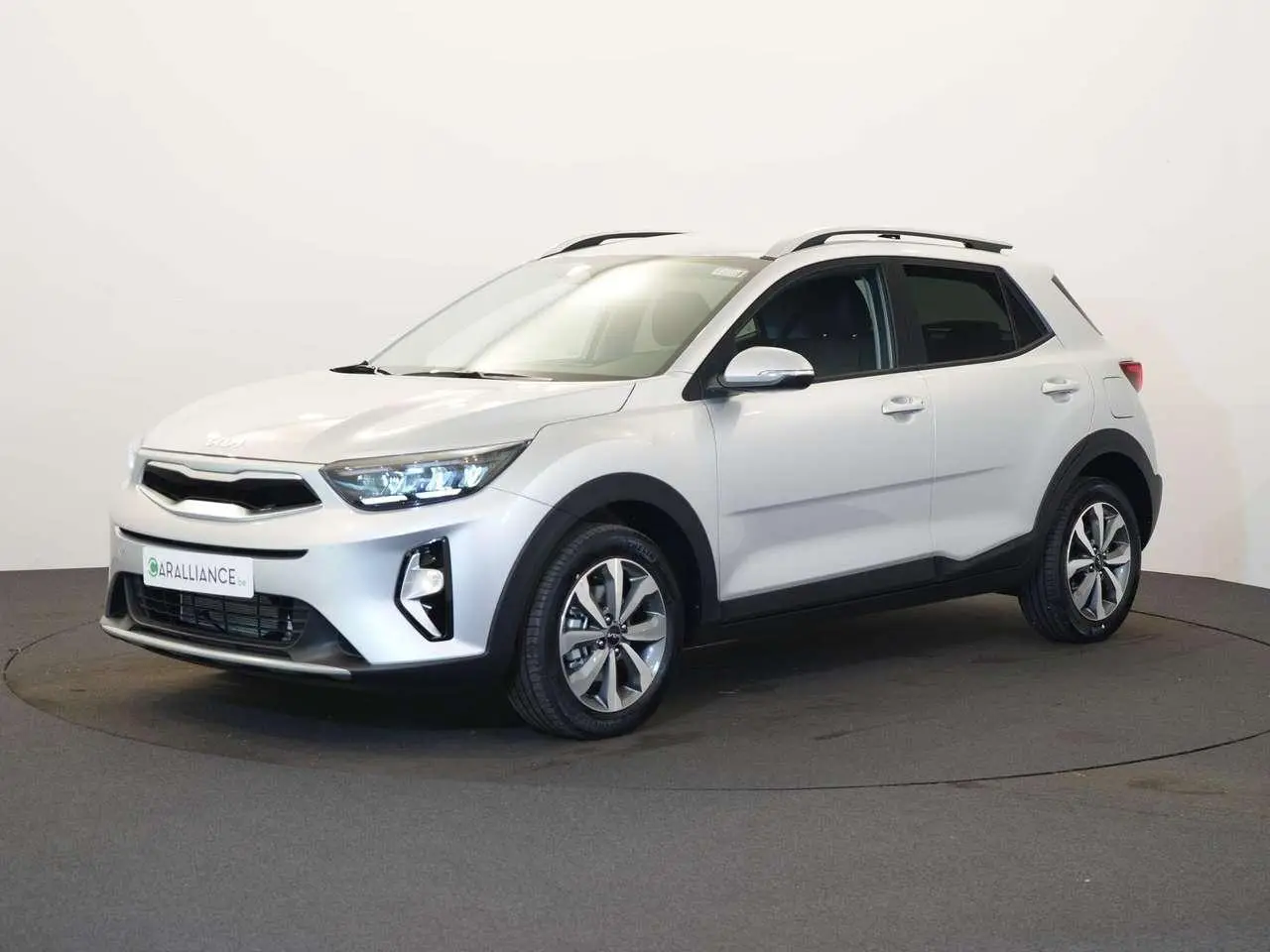 Photo 1 : Kia Stonic 2024 Petrol