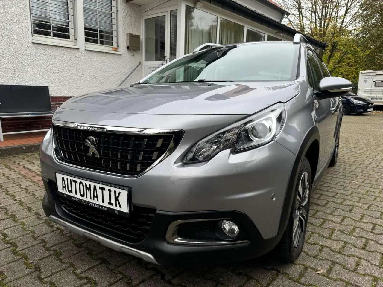 Photo 1 : Peugeot 2008 2016 Petrol