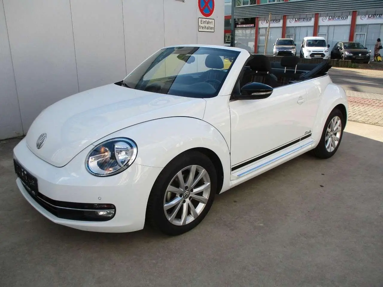 Photo 1 : Volkswagen Beetle 2015 Petrol