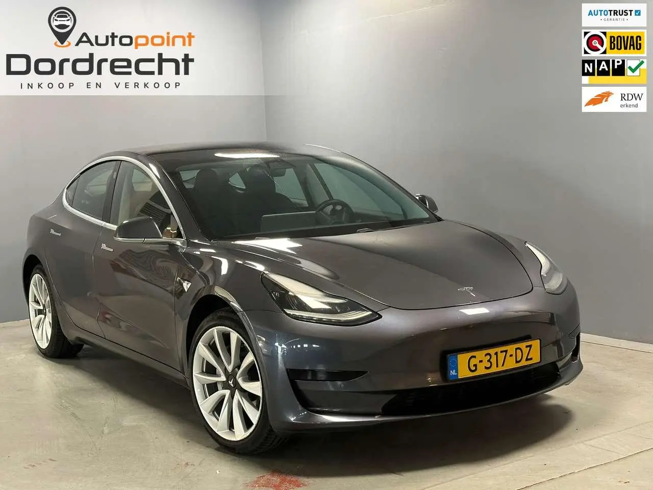 Photo 1 : Tesla Model 3 2019 Électrique