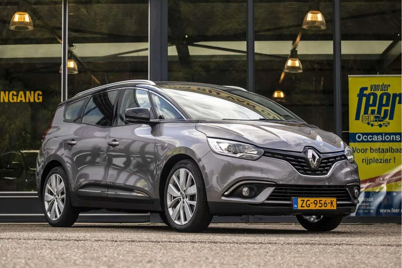 Photo 1 : Renault Grand Scenic 2019 Petrol