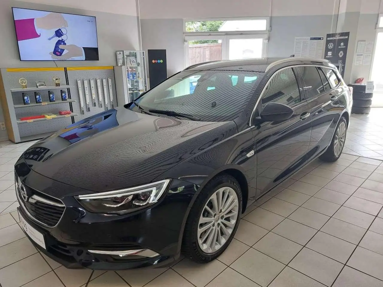 Photo 1 : Opel Insignia 2018 Essence