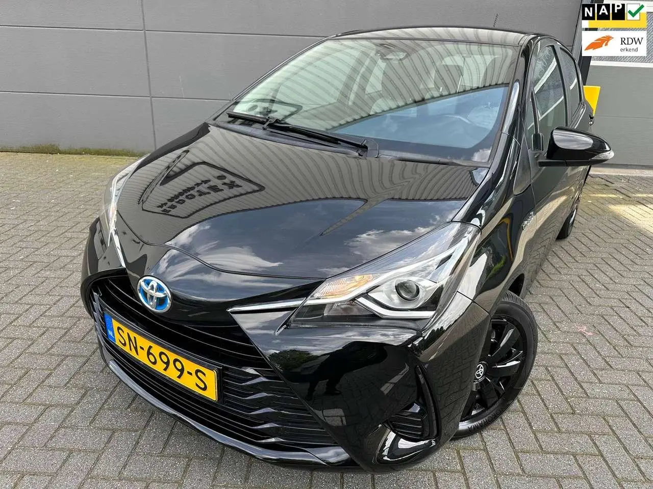 Photo 1 : Toyota Yaris 2018 Hybride