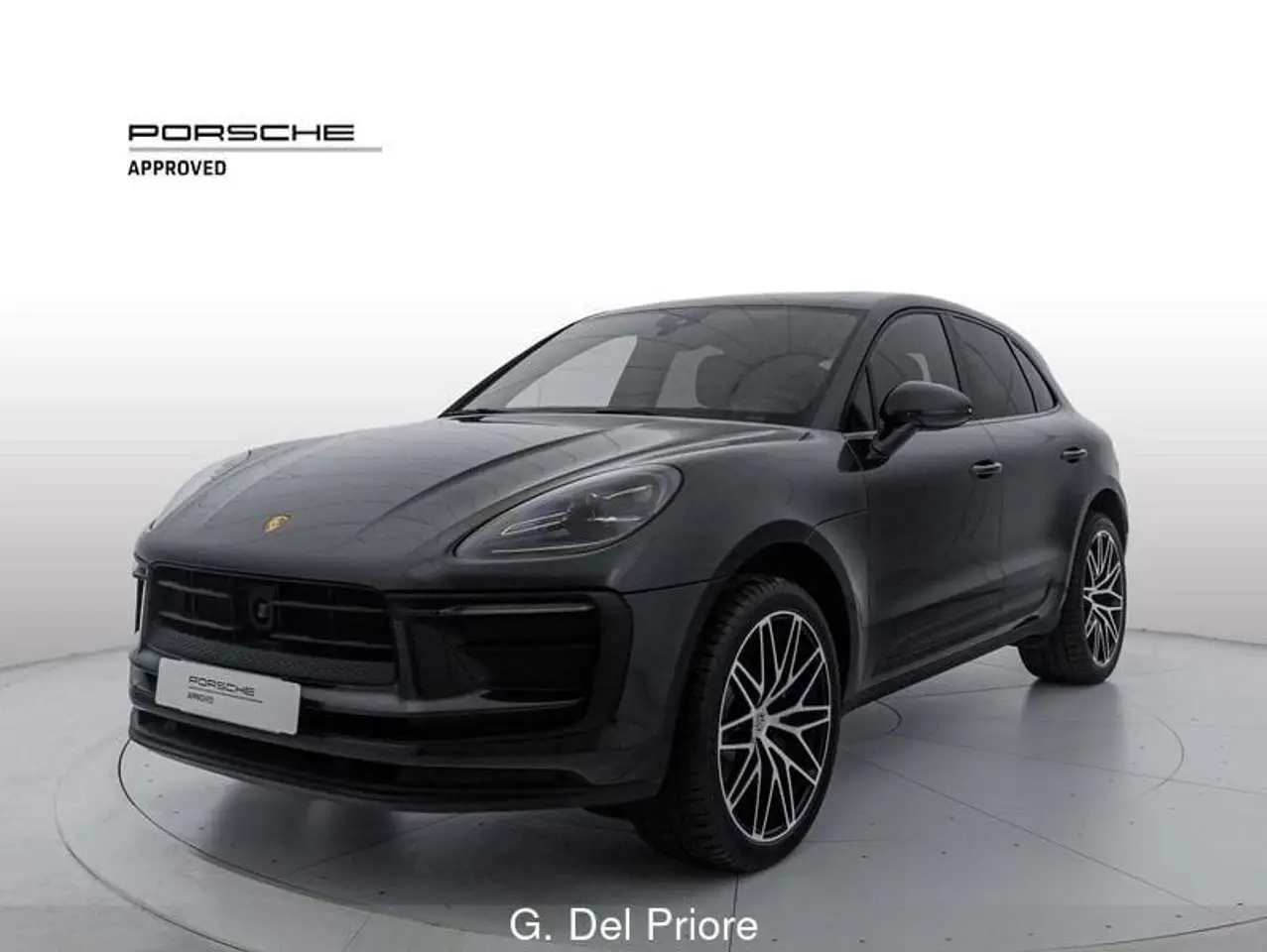 Photo 1 : Porsche Macan 2021 Essence