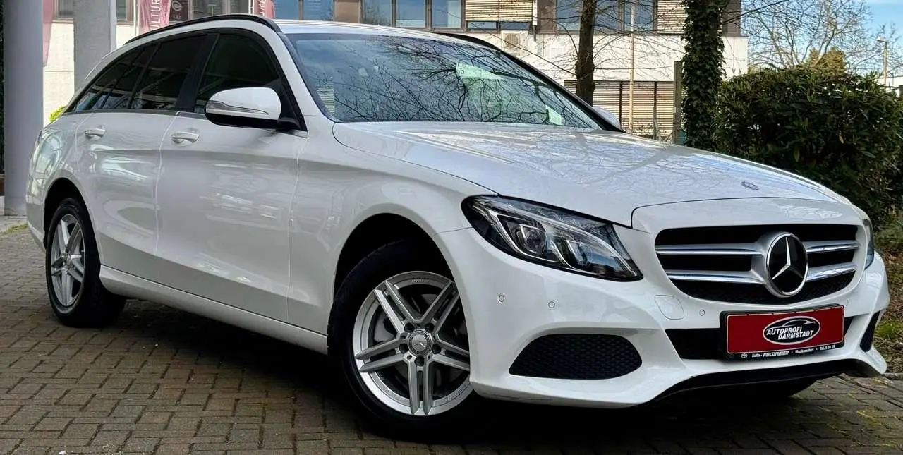 Photo 1 : Mercedes-benz Classe C 2015 Essence