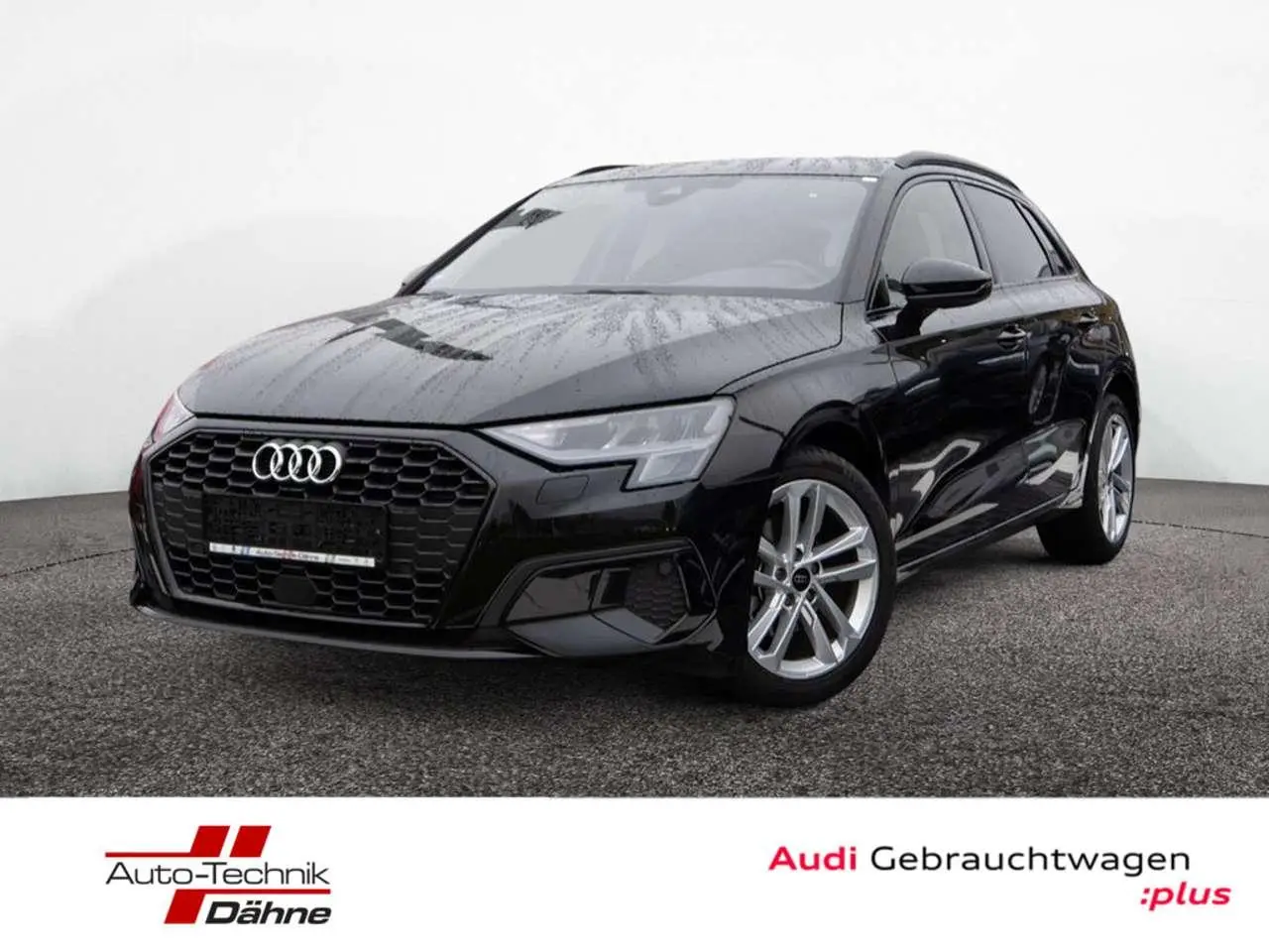 Photo 1 : Audi A3 2024 Essence