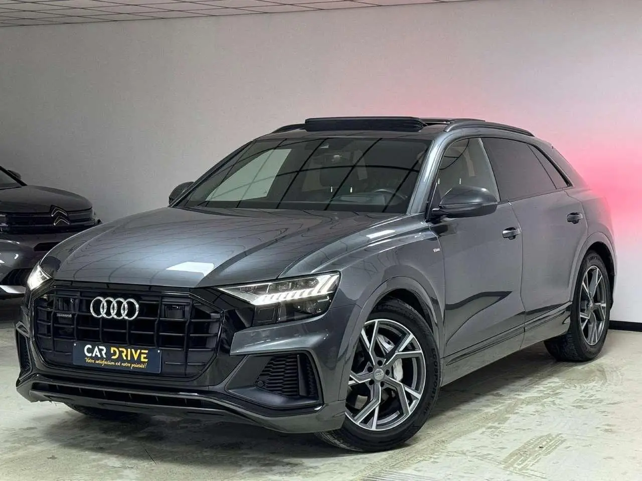 Photo 1 : Audi Q8 2018 Diesel