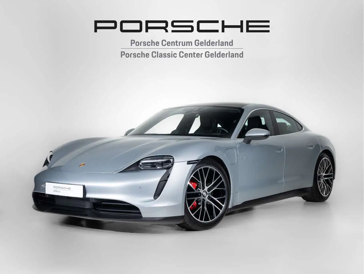 Photo 1 : Porsche Taycan 2021 Électrique