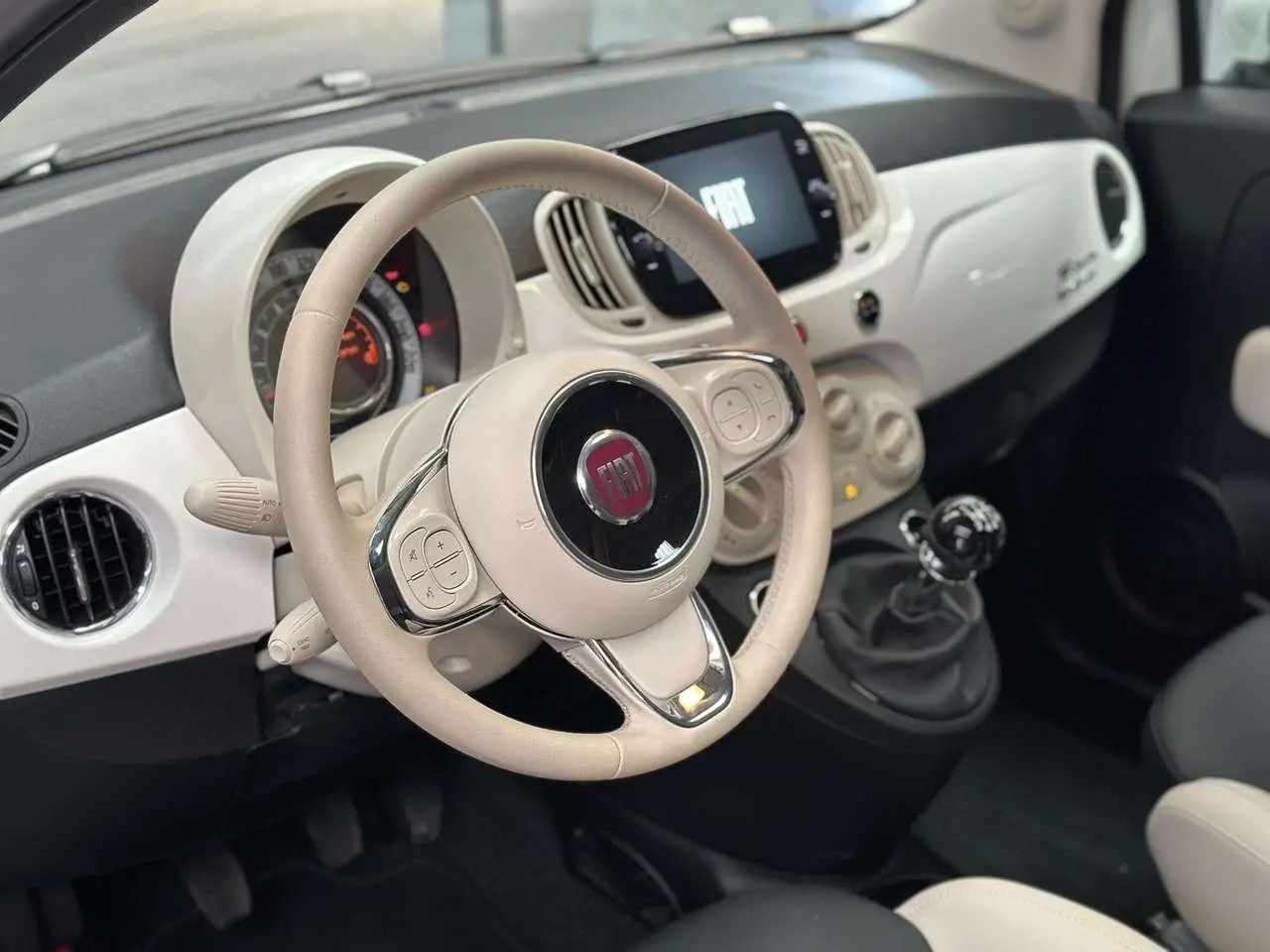 Photo 1 : Fiat 500 2022 Petrol