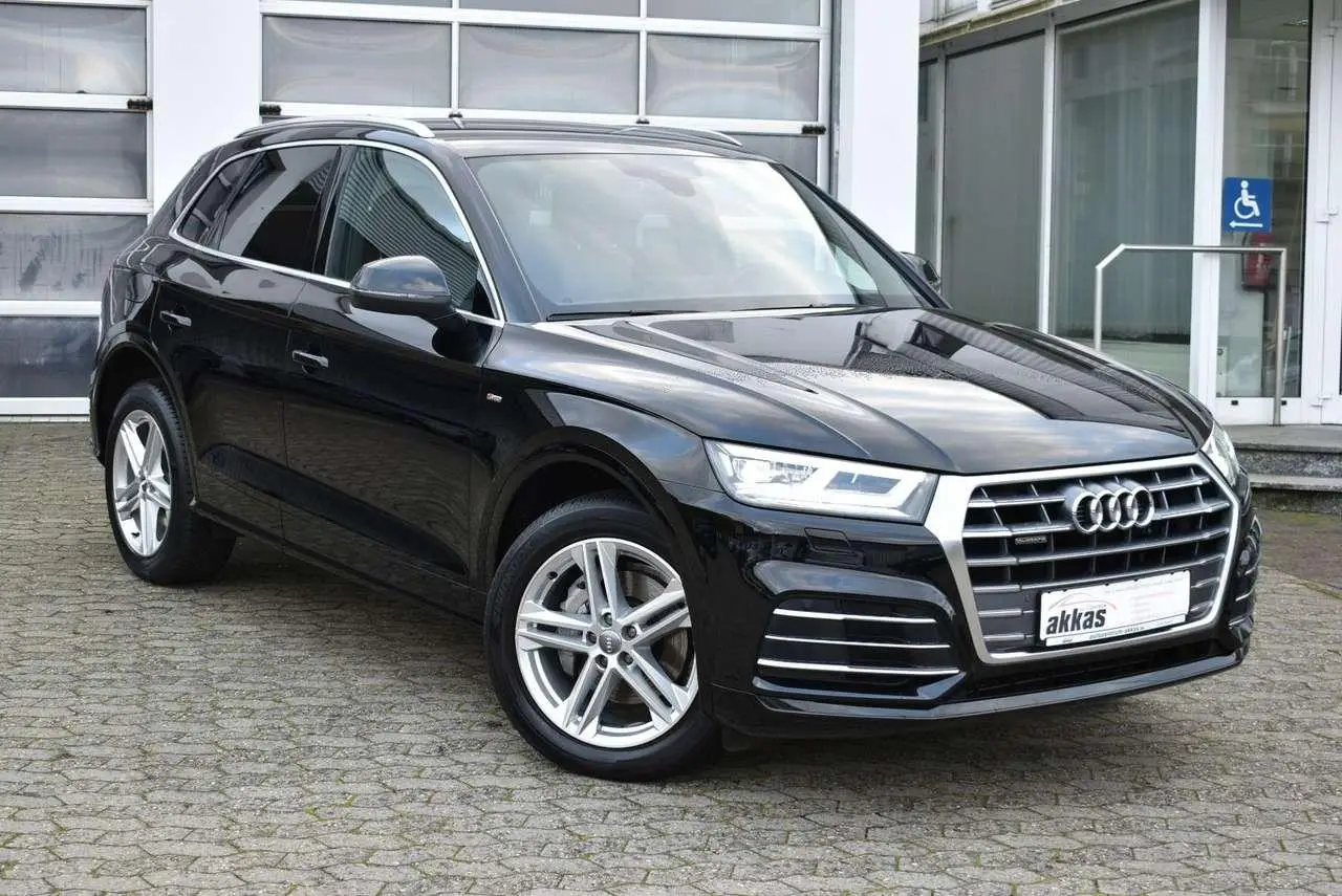 Photo 1 : Audi Q5 2019 Diesel