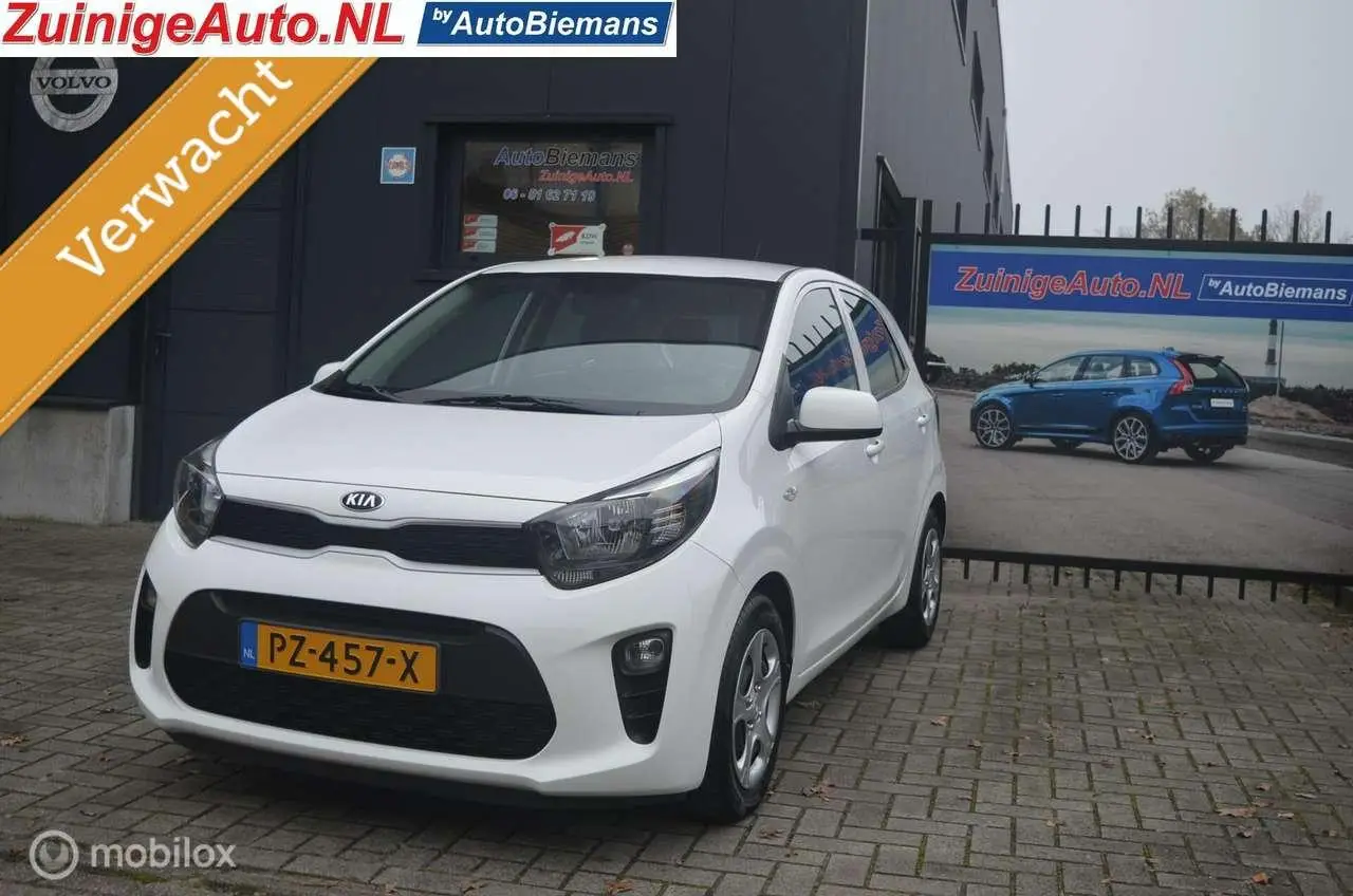 Photo 1 : Kia Picanto 2017 Petrol