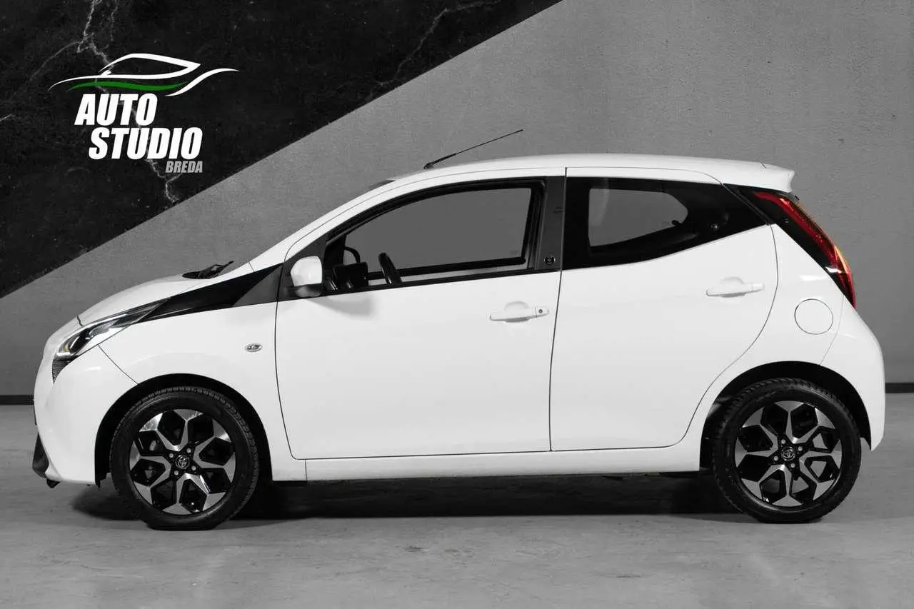 Photo 1 : Toyota Aygo 2020 Essence