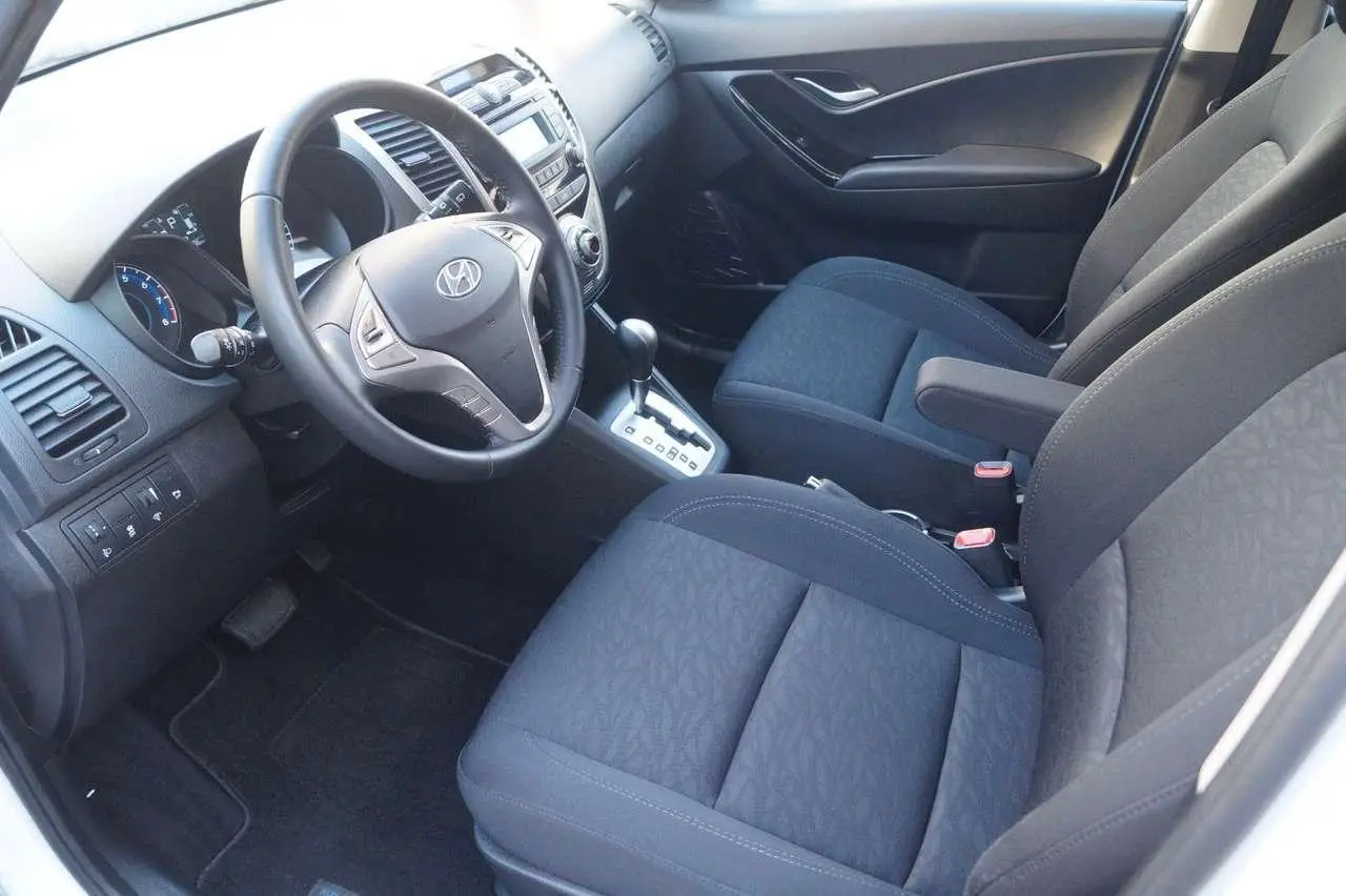 Photo 1 : Hyundai Ix20 2015 Petrol