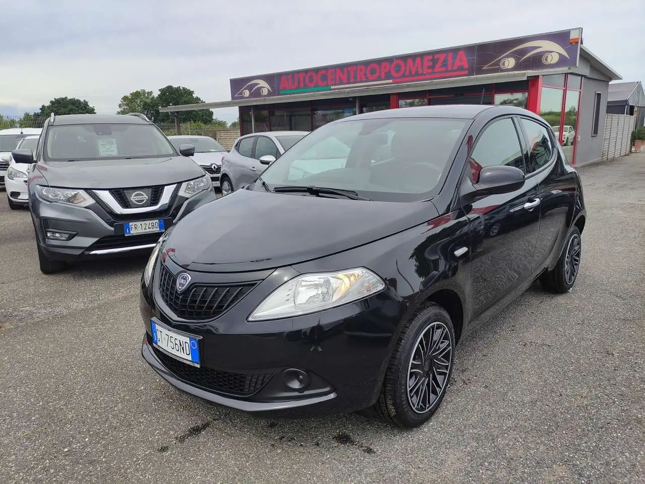 Photo 1 : Lancia Ypsilon 2023 Hybride